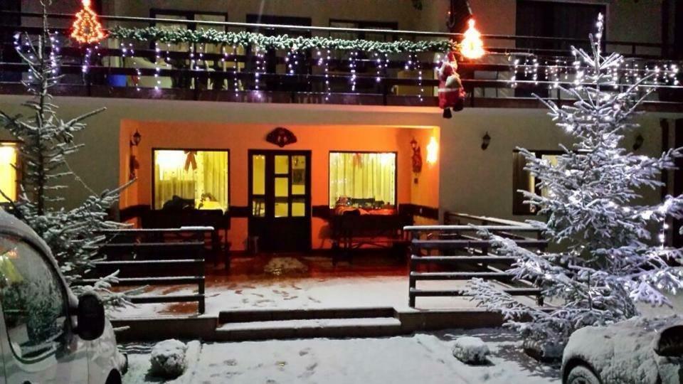 Pensiunea Roua Muntilor Sîmbăta de Sus Eksteriør bilde