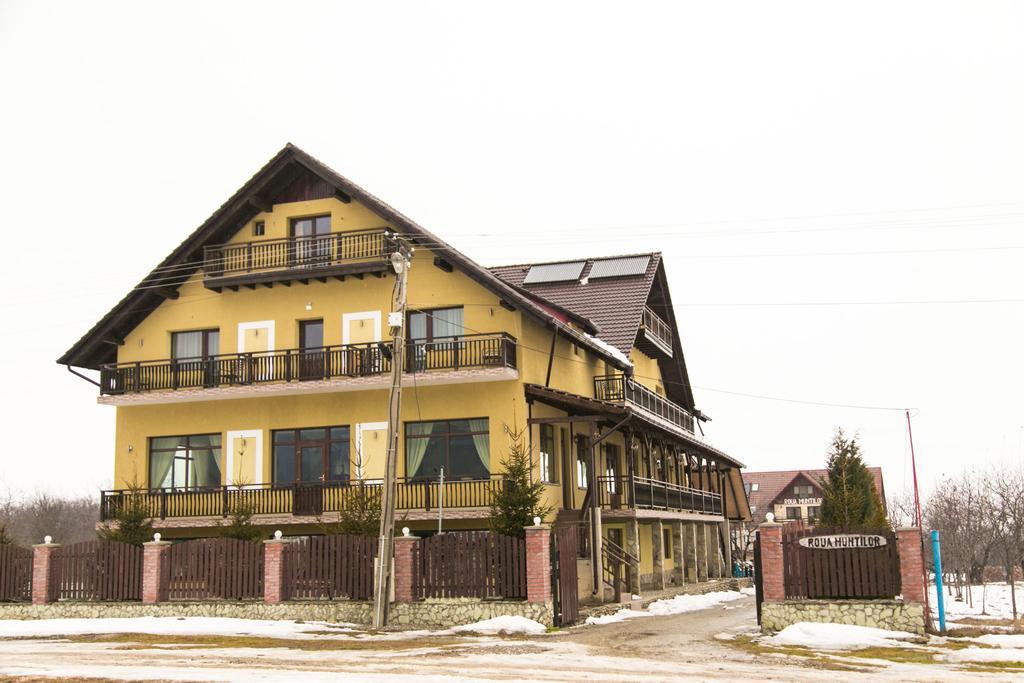 Pensiunea Roua Muntilor Sîmbăta de Sus Eksteriør bilde