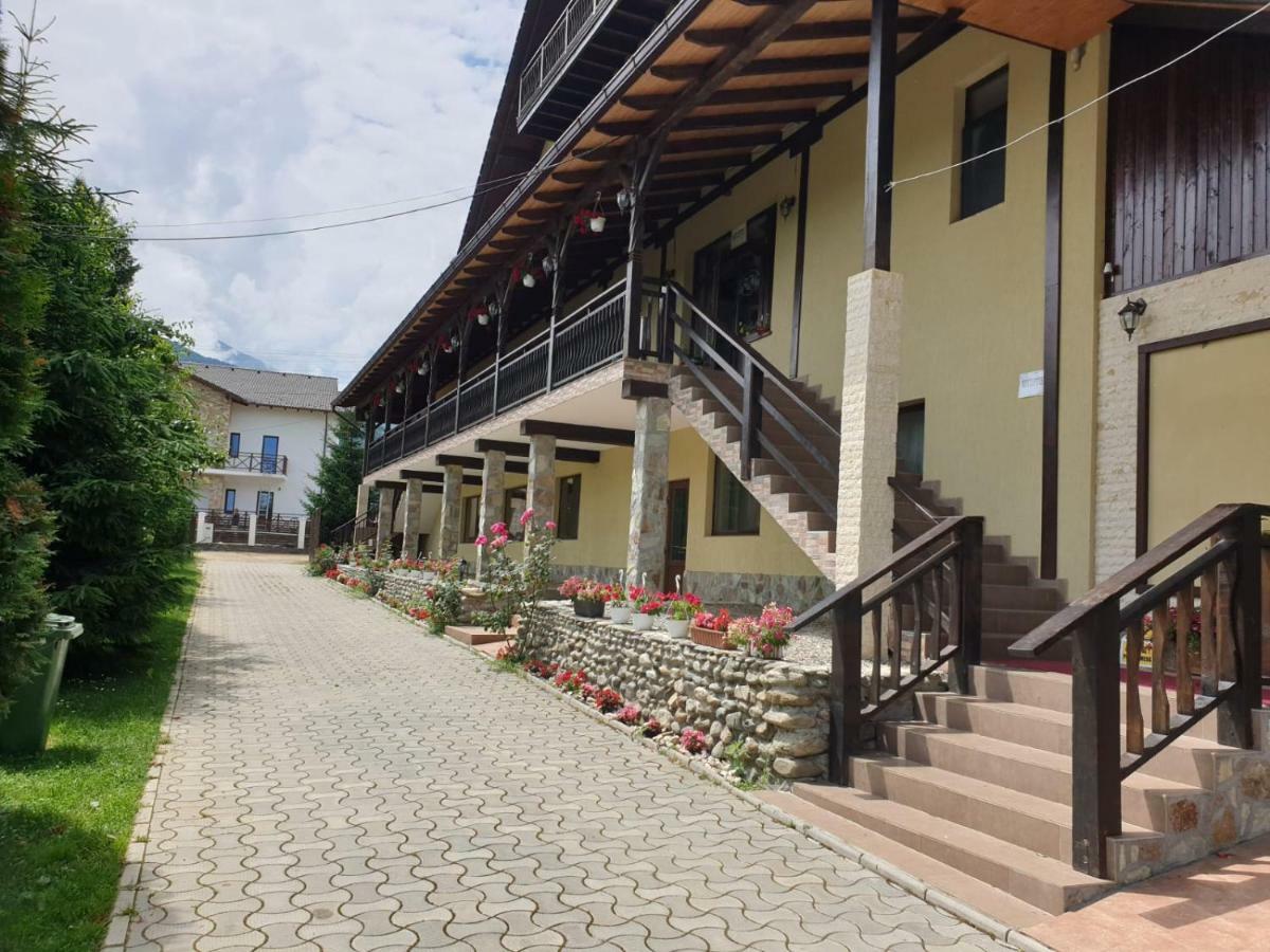 Pensiunea Roua Muntilor Sîmbăta de Sus Eksteriør bilde