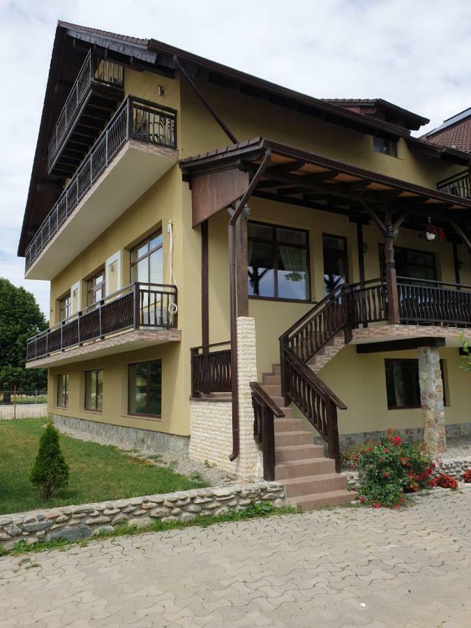 Pensiunea Roua Muntilor Sîmbăta de Sus Eksteriør bilde